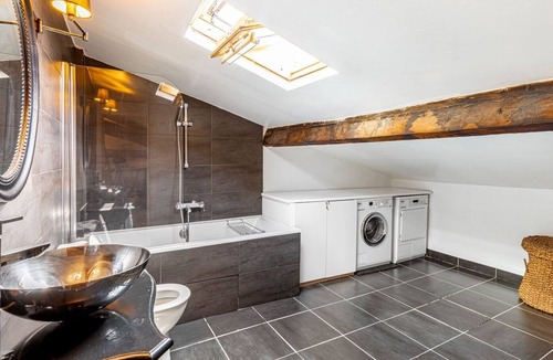 Quartier de la Chapelle Apartment | GuestReady - Fantastic stay in La Chapelle