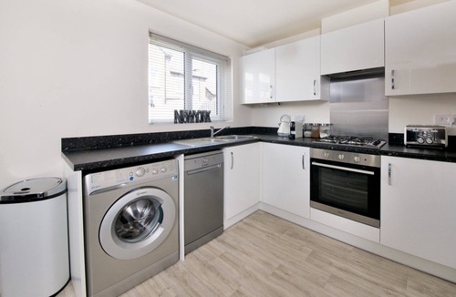 Everton House | GuestReady - Humble Abode by Anfield Stadium