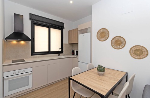 Algiros Apartment | GuestReady - Loft close to University area