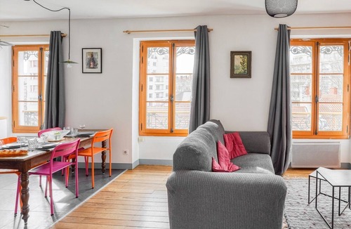 Voltaire - Saint Amour Apartment | GuestReady - Loft-style Apt in the 3rd District.