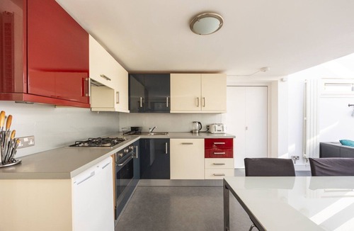 Craigmillar Apartment | GuestReady - Modern home near Edinburgh Castle