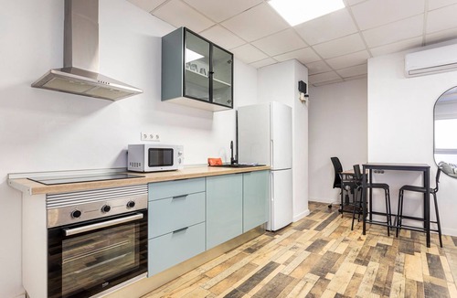 Torrefiel Apartment | GuestReady - Modern loft studio in Valencia