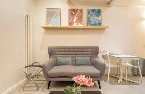 Quartier de la Roquette Apartment | GuestReady - Modern Studio 1min Charonne Metro