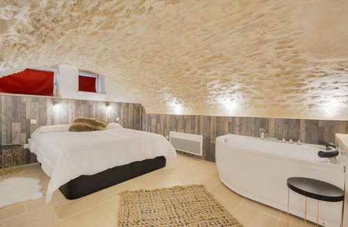 Nancy City Centre Apartment | GuestReady - Royal Carrière