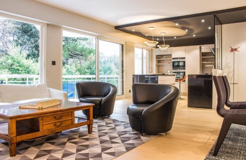 Biarritz Apartment | GuestReady - Spacious Apt with Terrace Pools