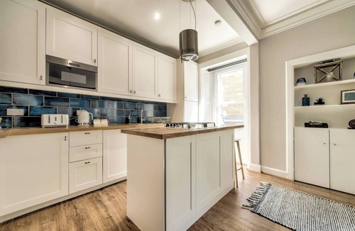 Morningside Apartment | GuestReady - Spacious and Beautiful 2BR Flat in Morningside