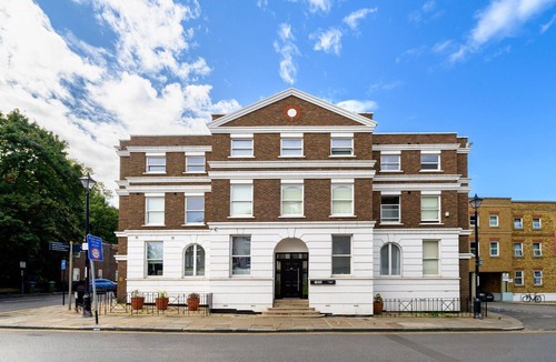Greenwich West Apartment | GuestReady - Steps from Cutty Sark