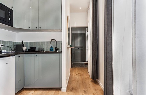 Malakoff Apartment | GuestReady - studio direct line Champs-Élysées