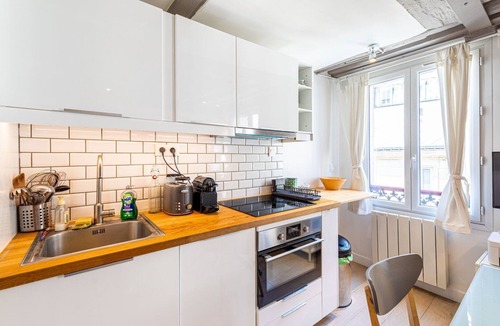 Odeon Apartment | GuestReady - Sunny stay in the 5th arr.
