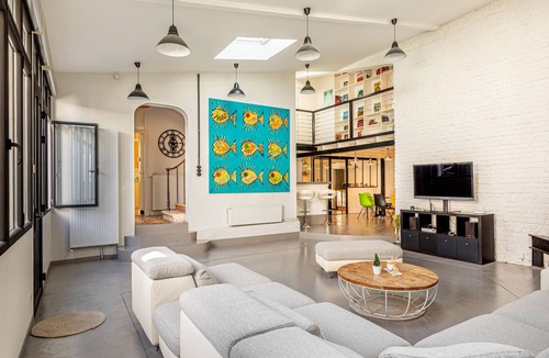 Vincennes House | GuestReady - Terraced Family Home