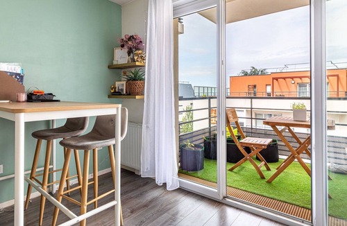 Livry-Gargan Apartment | GuestReady - Tranquil stay with a balcony