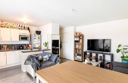 Livry-Gargan Apartment | GuestReady - Tranquil stay with a balcony