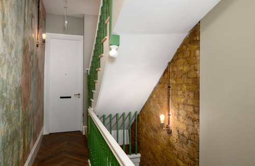 Ferndale Apartment | GuestReady - Trendy studio in Brixton