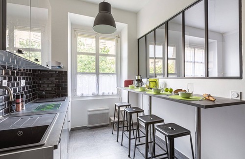 Saint-Michel - Nansouty - Saint-Genes Apartment | GuestReady - Urban escape steps from the action