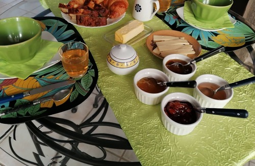 Le Clerjus House | Guestroom