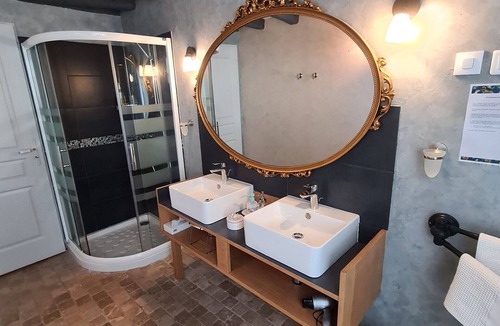 Ousson-sur-Loire Bed & Breakfast | Guestroom Ousson-sur-Loire, studio flat, 4 persons