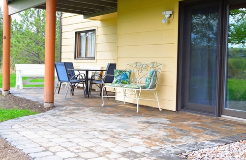 Missoula Apartment | Guests Say: "METICULOUSLY CLEAN" and "ABSOLUTELY BEAUTIFUL!"
