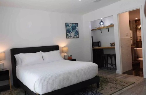 Wimbledon Falls Apartment | Guests Studio