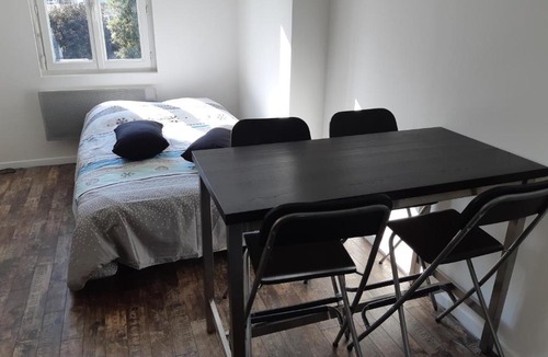 Caudebec-les-Elbeuf Apartment | Guibert 19 f2 combles