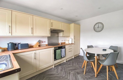 Alford Cottage | Guise Cottage (UK46303)