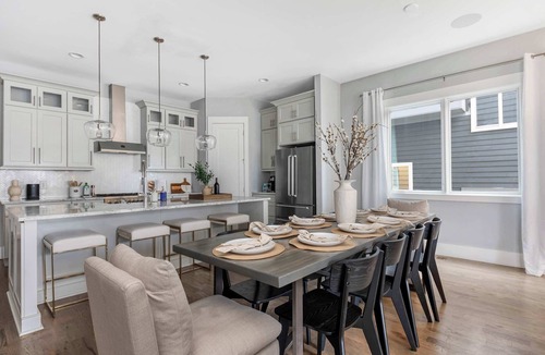 Edgehill House | Gulch House | Pool Retreat Near Broadway