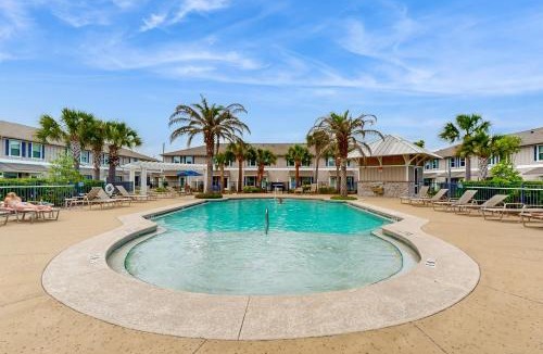 South Pensacola House | Gulf Coast Getaway