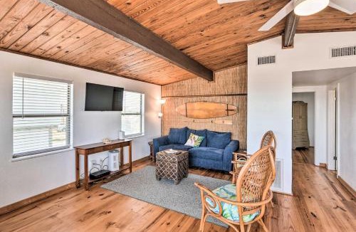 Galveston House | Gulf Coast Views! Coastal Winter Gem in Galveston
