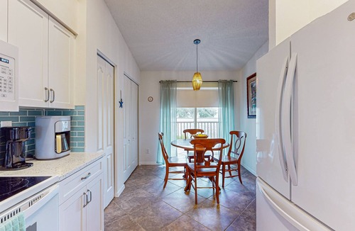 Palmer Ranch Condo | Gulf Course view condo with shared pool, AC, and Internet