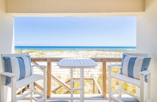 Villa Primera House | Gulf Front 5B Home - Sleeps 18!