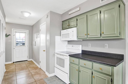 Dauphin Island House | Gulf Front - 5BR - 2BA - 120 Steps to Beach!