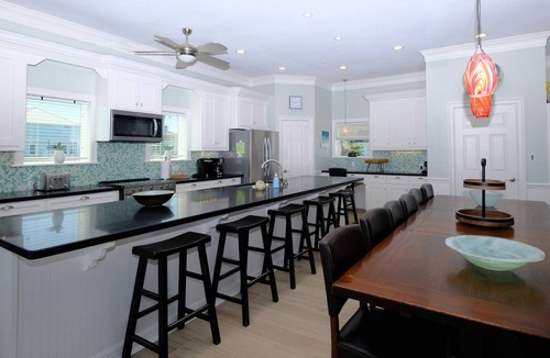 Hershey Beach House | Gulf front - Beautiful Custom Beach House w/Elevator - Sleeps 17- Private Beach