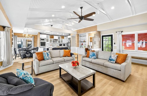 Clearwater Beach House | Gulf Front Dreams | Private Pool | Beachfront