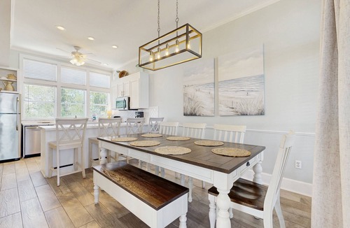 Gulf Trace House | Gulf-front duplex w/amazing views & screened deck - right on the beach