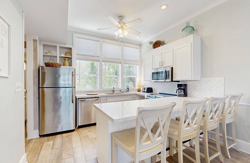 Gulf Trace House | Gulf-front duplex w/amazing views & screened deck - right on the beach