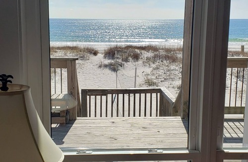 Gulf Shores House | Gulf Front Family Friendly Beautiful House only White Sand between you & Gulf