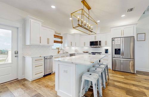 Dauphin Island House | Gulf-Front Oasis: Rooftop Heated Pool, Elevator & Dog-Friendly!