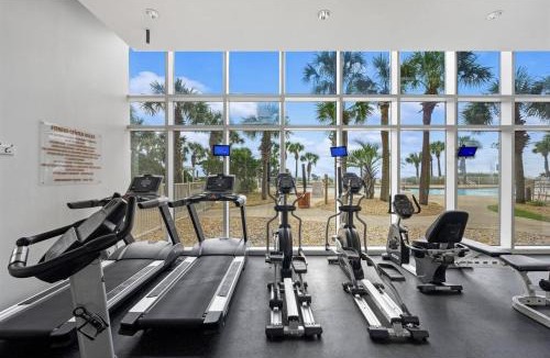Thomas Drive Apartment | Gulf-Front Paradise, Steps to Beach & Pool Access