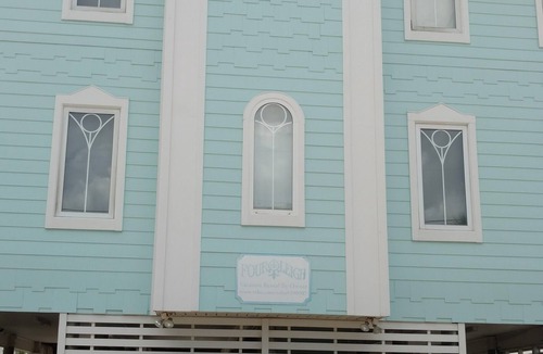 Villa Primera House | GULF FRONT PENSACOLA BEACH 4BD/3BA POOL 🐾PETS