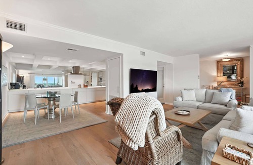 Park Shore Condo | Gulf Front - Walk to Beach -Enjoy Sunsets