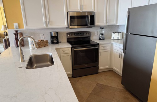 Destin Condo | GULF FRONT with Amazing Views, 3 Pools, Tiki Bar! Beachfront pool! LOCATION!