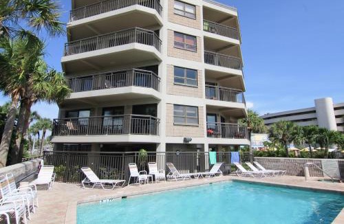 St. Pete Beach House | Gulf Strand Resort 308
