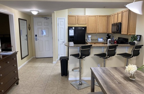 Destin Resort | Gulf View! 2bd/2ba. Walk to Beach. Pools open until 11:00pm!