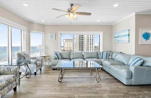Villa Primera Apartment | Gulf-View 3BR Coastal Retreat with Pools and Beach Access
