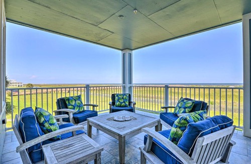Red Fish Cove House | Gulf View + Beach Access: Galveston Resort Condo!