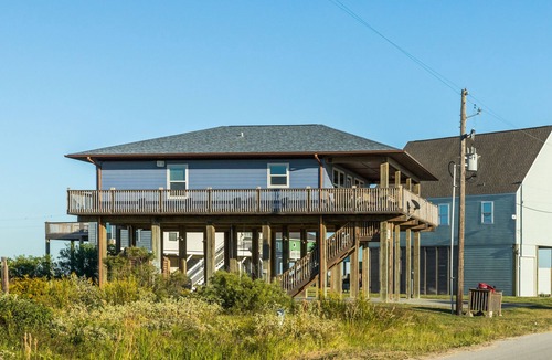 Crystal Beach Cottage | Gulf-view Home with wraparound deck - one block to the beach