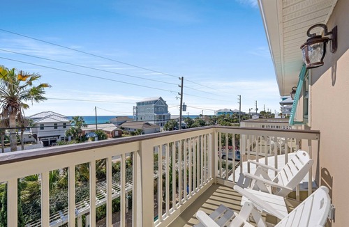 Kiska Beach House | Gulf View Luxe Private Heated Pool Luxe Chefs Kitchen