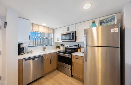 Belle Vista Condo | Gulf View Oasis | 2 Beds | Poolside Relaxation
