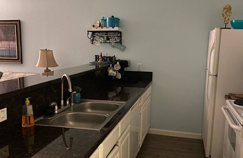 Galveston Condo | gulf view! view. Beach. Heated pool, 2hot tubs, 3 elevators, Lrg. balcony.