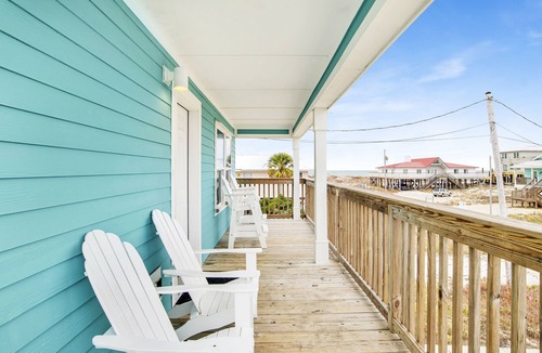 Saint Elmo House | Gulf Views | Pet Friendly | Private Pool | Beach Access
