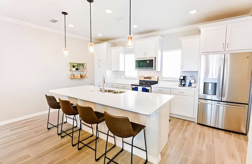 Ono Island Villa | gulf views-private beach club-sleeps 8-kitchen